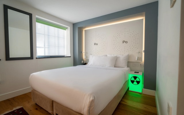 Limehouse Library Hotel