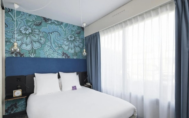 Relais de Lyon by Malone
