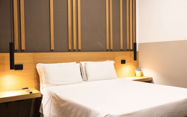 Hotel Central Lodge