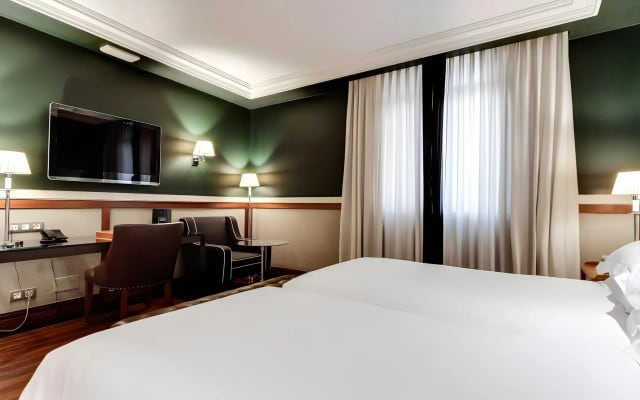 Hotel 1898