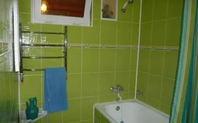 Aparthotel na Serebryakova