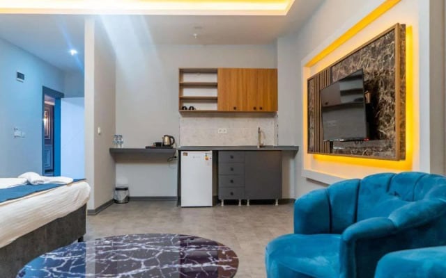Grand Moon Hotel