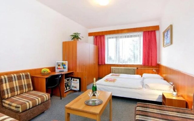 Hotel Diana