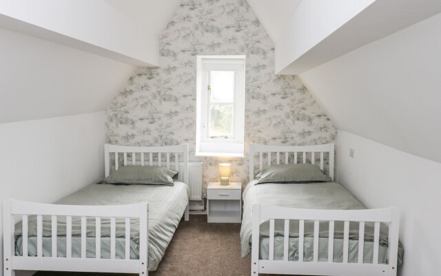 Cold Spring House