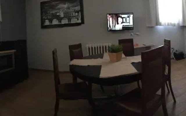 Caracalla Room Rental