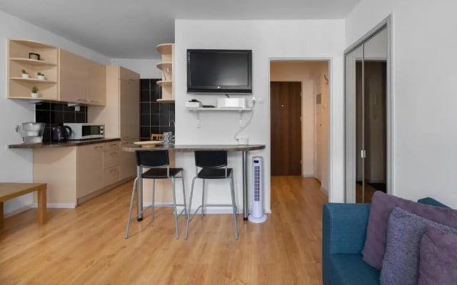 Warsaw Central Apartment Złota