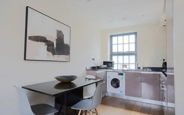 Cool Kings Cross Apartment OM5