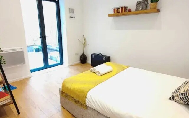 3 Bed Flat Liverpool st Spitalfields