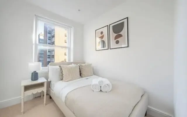 Hyde Park 3BR Retreat by Marble Arch