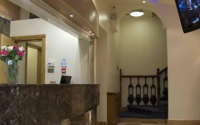 Oxford Hotel Earl's Court