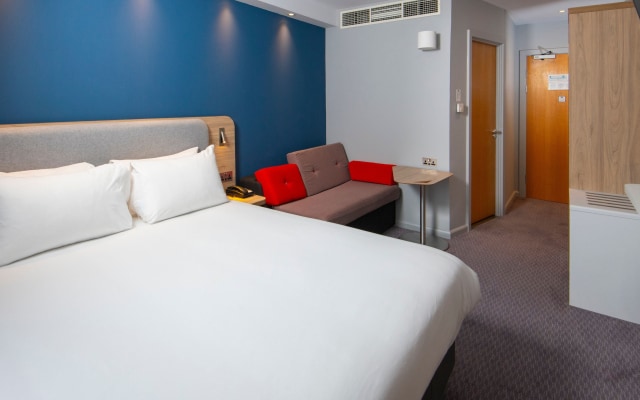 Holiday Inn Express Burton Upon Trent by IHG