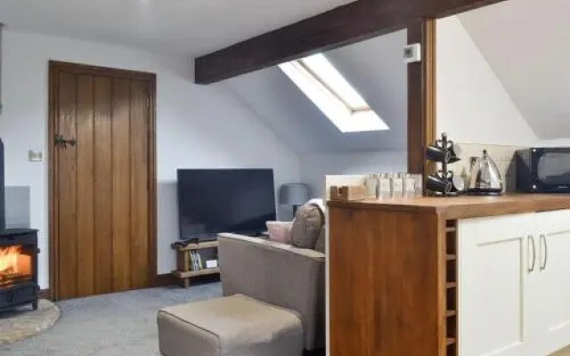 Field Farm Apartment