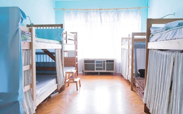Admiralty Hostel
