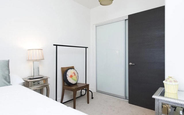 Modern 1BR Flat close to Canary Wharf