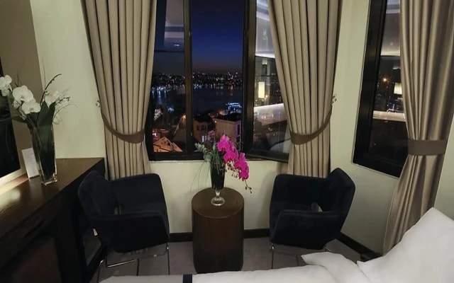 The Biancho Hotel Old City
