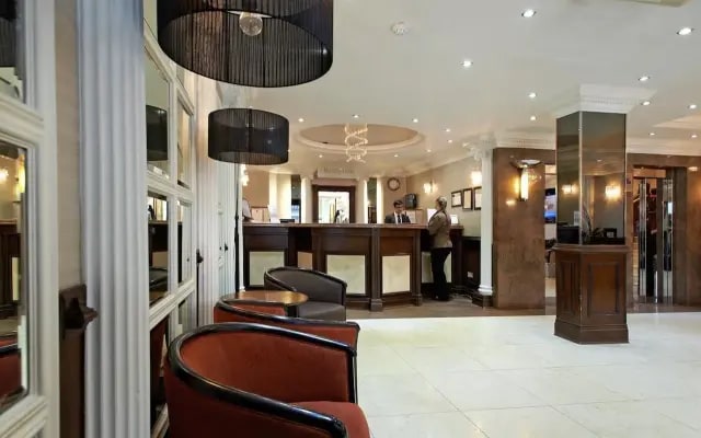 Royal Eagle Hotel