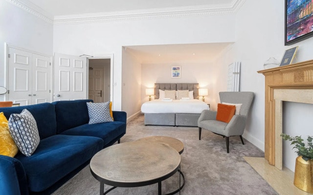 3 Sloane Gardens by UnderTheDoormat
