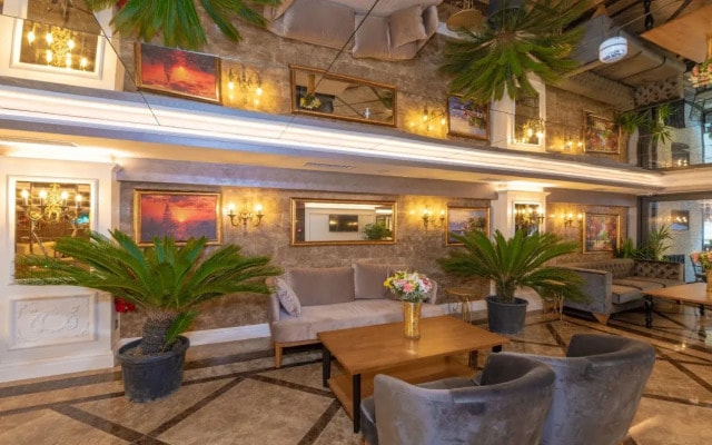 Skalion Hotel