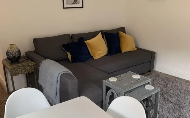 Allure Watford Apartment