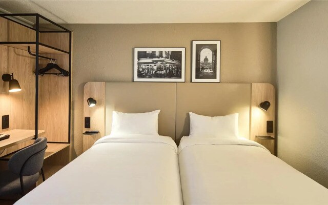 Campanile PRIME - Paris Bobigny