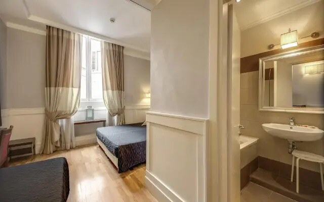939 Hotel