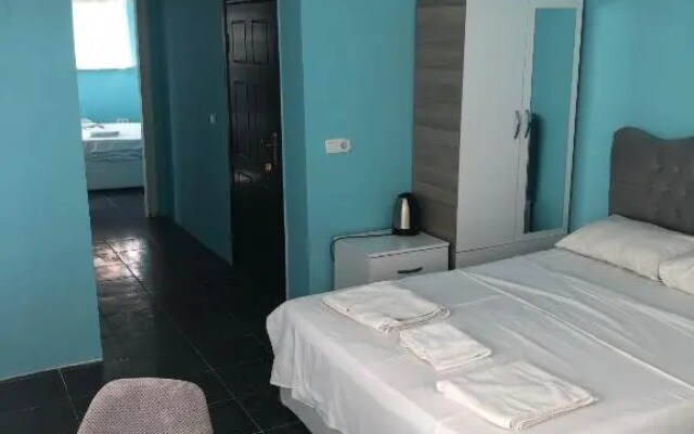 Aurora Aparthotel