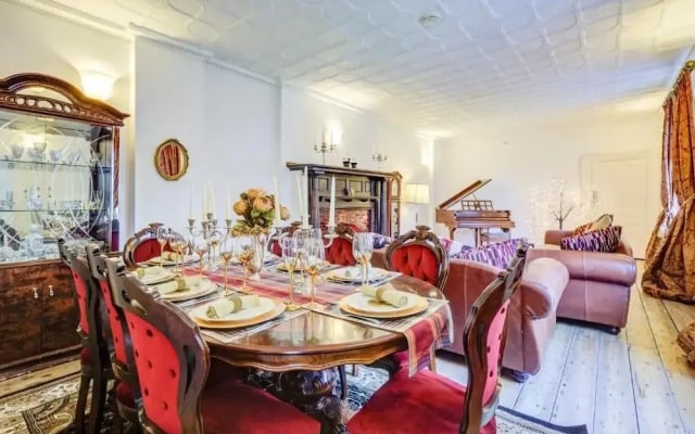 The Bower's House