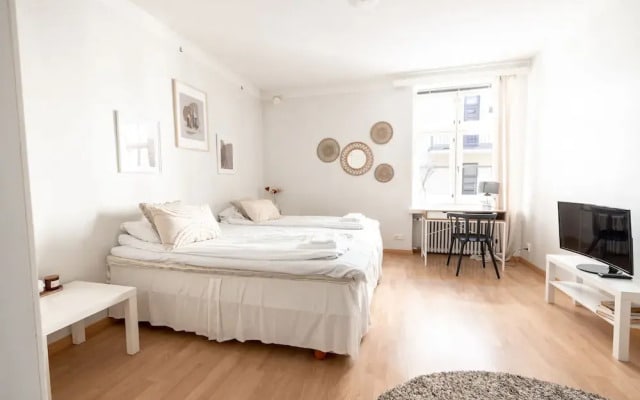 2ndhomes Bright and Cozy Studio