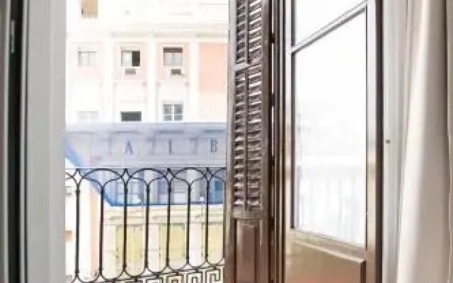 Calle Paz 4