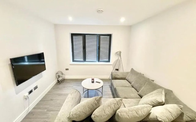 D D Luxury Apartments