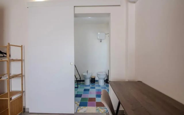 Casale in legno nella natura laziale