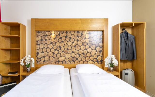 Отель Plaza Inn Dachau - München