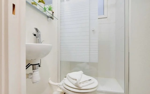 Magnificent Apartment - 1br/4p - Sacre-coeur