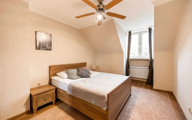 Old Town Market Place Penthouse