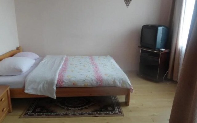 Hotel Rebir