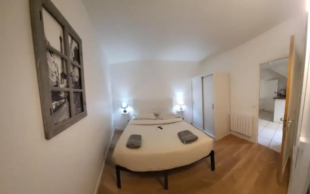 Paris Malakoff Garden Apartments