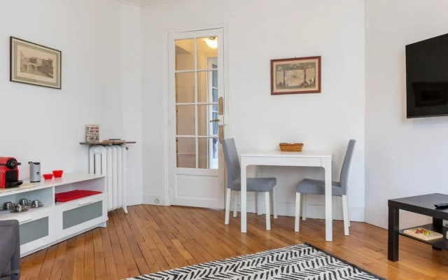Zola Riverview Great 2 Bedroom in Paris