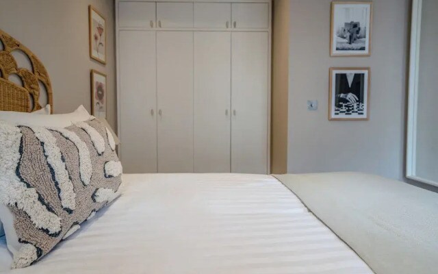 Be London - The Chinatown Residences