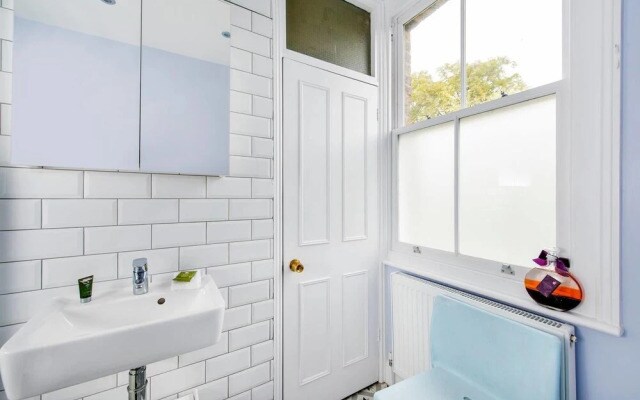 Fantastic 1BR flat in Arsenal!