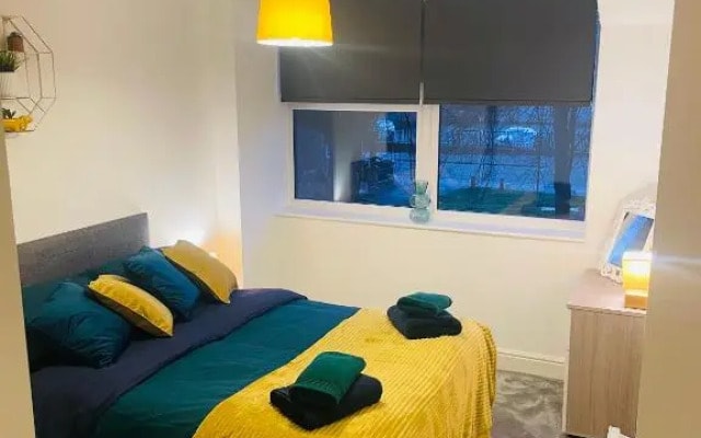 #0110 Lovely One bedroom apartment - Free parking