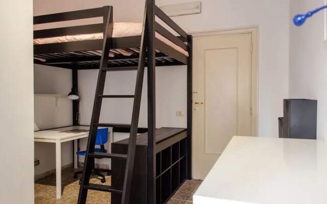 Kamchu Apartments Room With Balcony Piazza Bologna