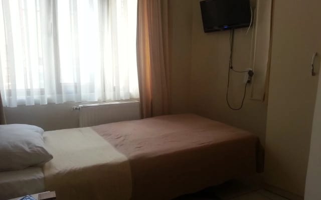 Kral Mert Hotel