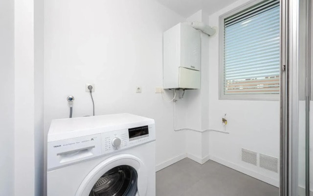 Las Encinas Design Apartment in Conde Orgaz Area - Madrid