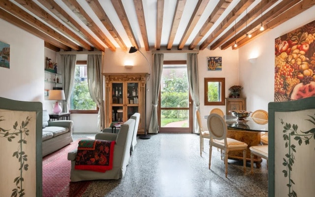 Garden Apartment