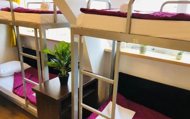 Space Hostel