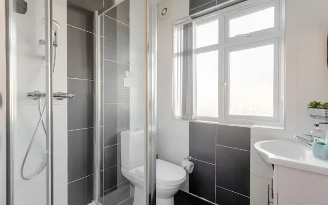 Apple House Guesthouse Wembley