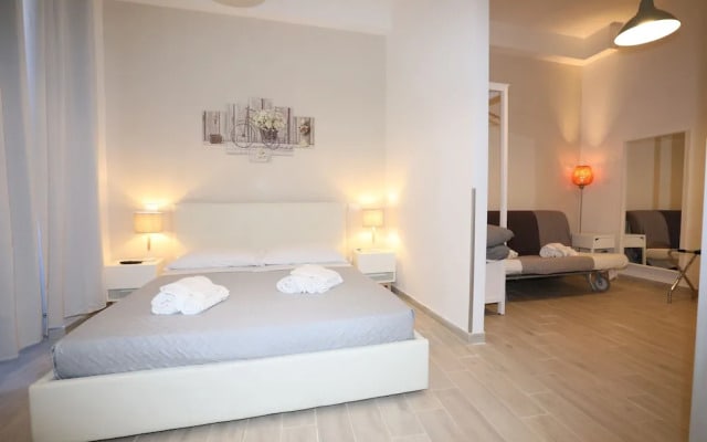Unique Luxury Apartment and Rooms