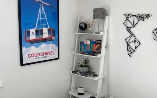 Tasteful 2BD Flat W/open Plan Living - Blackheath!