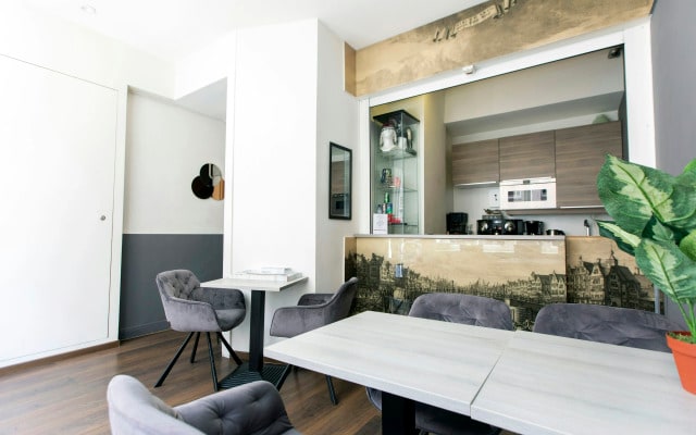 Quentin Leidse Square Hotel