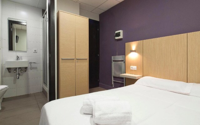 Fga Hostal Putxet, Barcelona, España